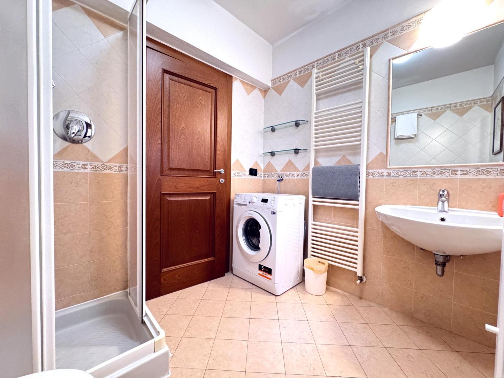 Apartamento Realkasa Towers View Bolonia Exterior foto