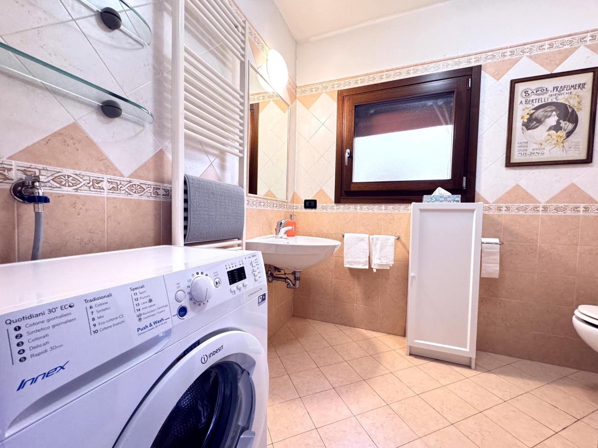 Apartamento Realkasa Towers View Bolonia Exterior foto